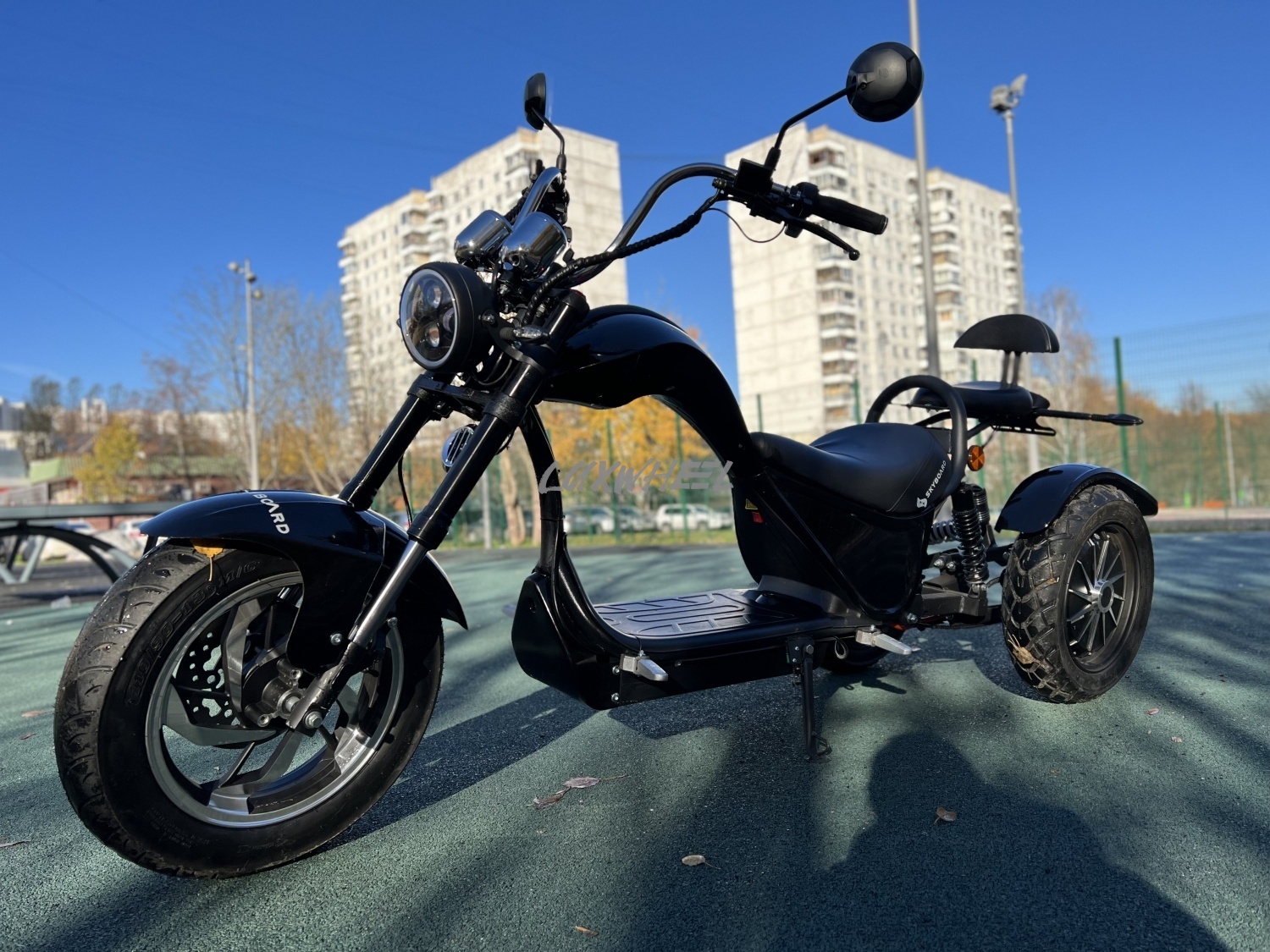 Скутер электрический Skyboard Trike Chopper 2000