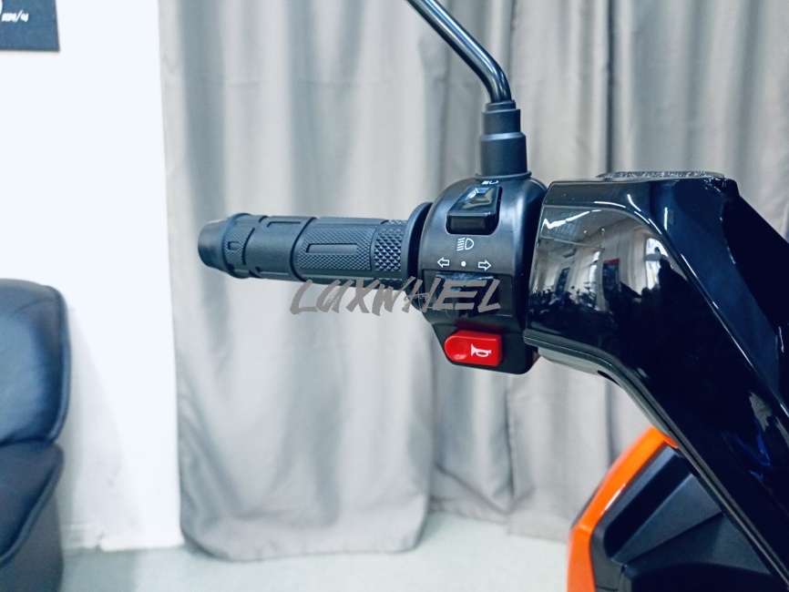 Скутер Kugoo Tank X фото 17