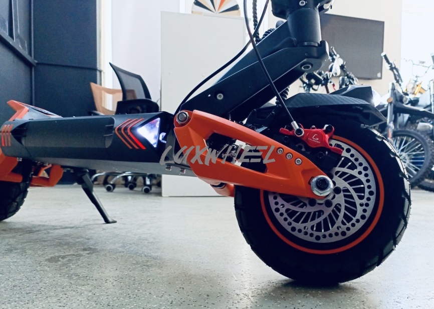 Электросамокат Kugoo F4 pro  фото 4